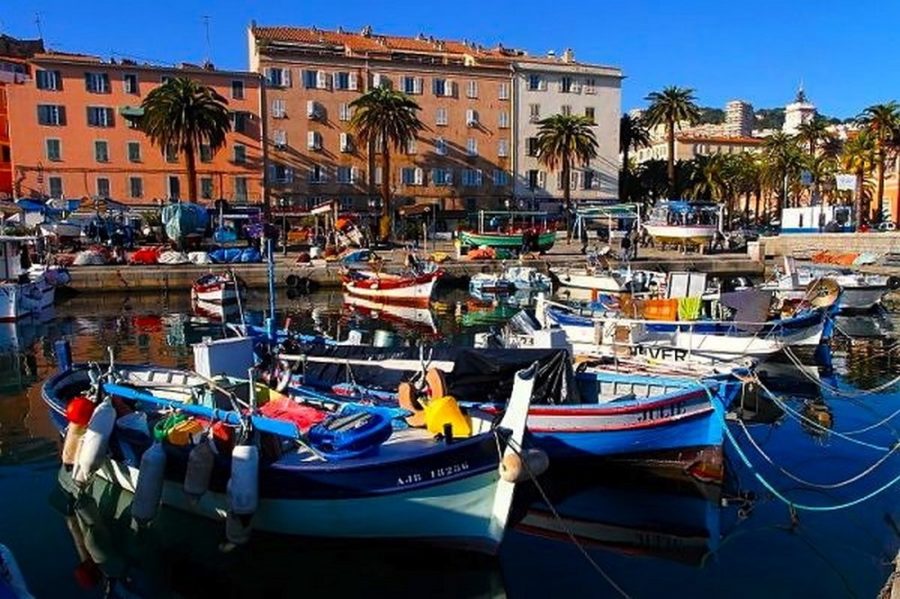 Ajaccio vieux port